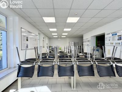 Rent commercial space Sokolov, Ondříčkova č. 8