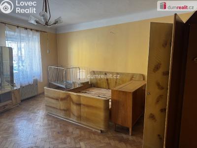 Prodej rodinného domu Velešín, náměstí J. V. Kamarýta č. 22