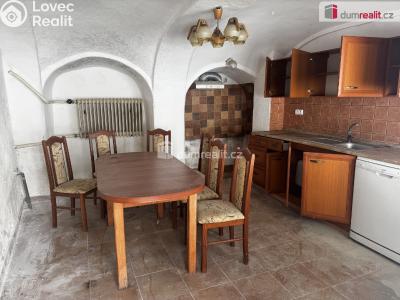 Prodej rodinného domu Velešín, náměstí J. V. Kamarýta č. 27