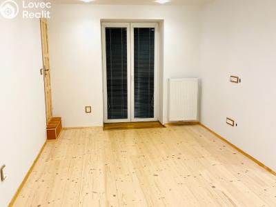 Rent apartment 5+KK Pardubice, Bulharská 982 č. 3