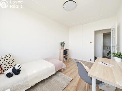 Sale apartment 3+KK Kladno, Italská 2315 č. 7