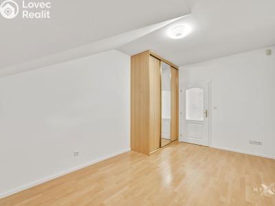 Pronájem rodinného domu Praha, Pod areálem č. 8