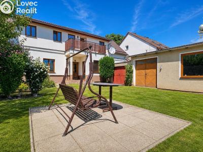 Sale multi-gen house Šternberk, Tolstého č. 2