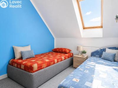 Sale multi-gen house Šternberk, Tolstého č. 26