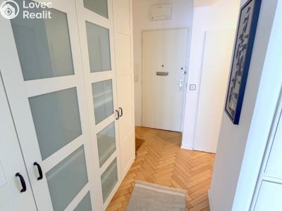 Rent apartment 2+KK Praha, Komunardů č. 12