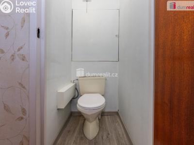Prodej bytu 2+1 Praha 8, Na hranicích č. 18