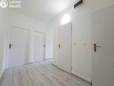 Продаж квартири 2+1 Karviná, tř. Těreškovové č. 11