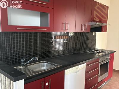 Rent apartment 3+1 Bílina, Sídliště Za Chlumem 729 č. 1