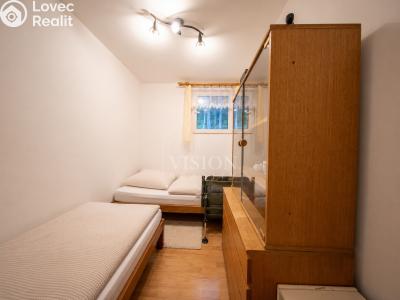 Sale hut Bečice č. 8