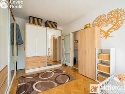 Sale family house Praha, Nad teplárnou č. 6