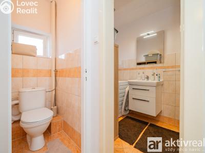 Sale family house Praha, Nad teplárnou č. 11