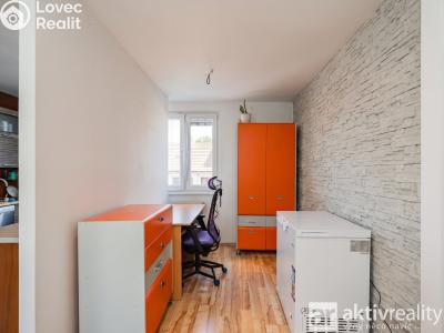 Sale family house Praha, Nad teplárnou č. 26