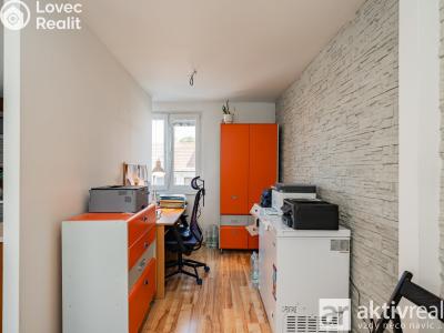 Sale family house Praha, Nad teplárnou č. 27
