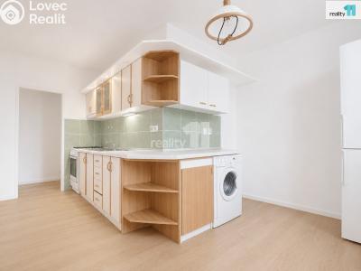 Продаж квартири 2+1 Kroměříž, Čs. armády č. 1