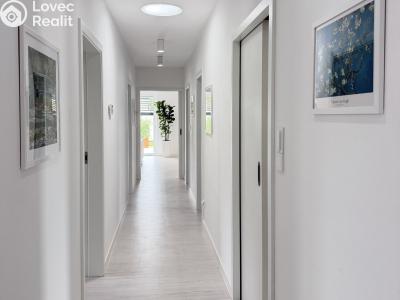 Prodej rodinného domu Roudné, Žitná 662 č. 17