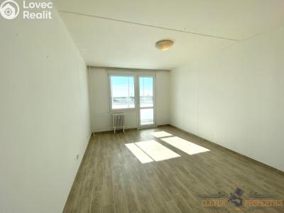 Rent apartment 2+1 Chrudim, Strojařů č. 3