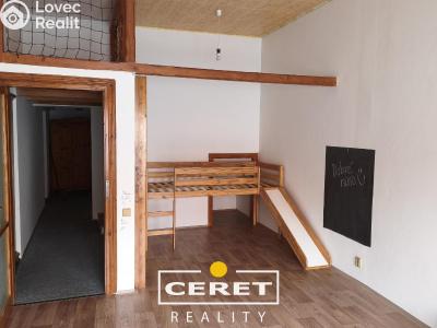 Rent apartment 3+KK Žatec, Hošťálkovo náměstí 62 č. 6