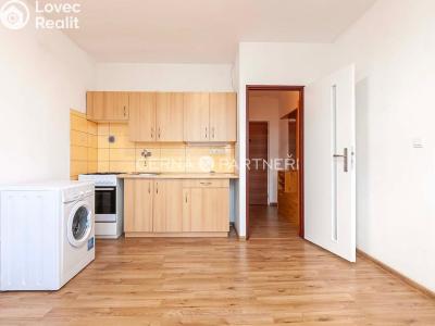 Pronájem bytu 1+1 Chomutov, Kyjická 4770 č. 1