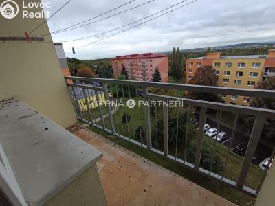 Rent apartment 2+1 Chomutov, Dřínovská 4742 č. 5