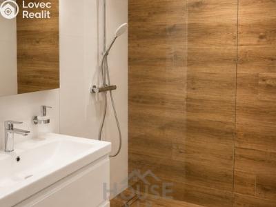 Продажа квартиры 3+KK Praha, U jezera č. 7