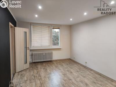 Sale apartment 2+1 Chomutov, Dřínovská č. 2