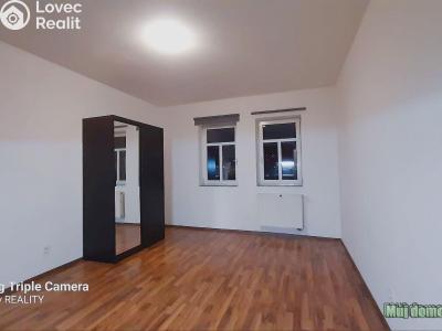 Pronájem bytu 1+KK Praha, Freyova č. 3