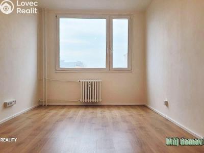 Pronájem bytu 1+KK Praha, Čenětická č. 8
