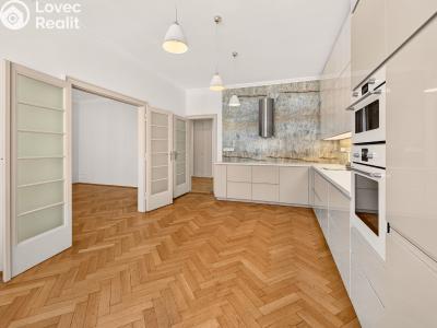 Sale apartment 3+1 Praha, Veverkova č. 2