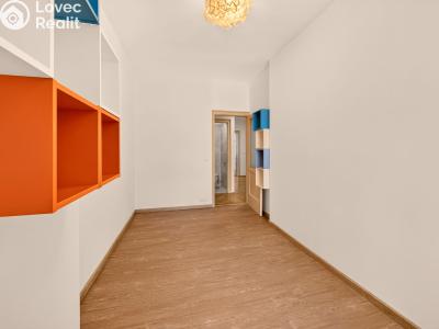 Sale apartment 3+1 Praha, Veverkova č. 6