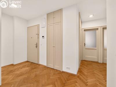Sale apartment 3+1 Praha, Veverkova č. 14