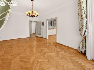 Sale apartment 3+1 Praha, Veverkova č. 29