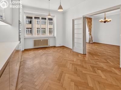 Sale apartment 3+1 Praha, Veverkova č. 33