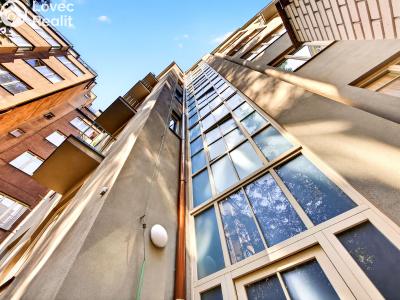 Sale apartment 3+1 Praha, Veverkova č. 48