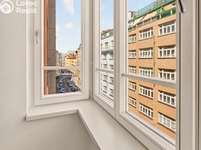 Продаж квартири 3+1 Praha, Veverkova č. 44