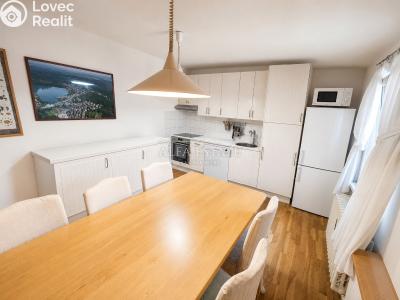 Sale apartment 3+1 Karlovy Vary, Raisova č. 6