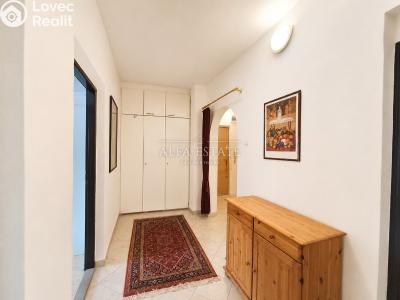 Sale apartment 3+1 Karlovy Vary, Raisova č. 15