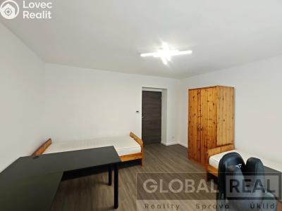 Rent apartment 2+1 Jihlava, Ladova č. 9