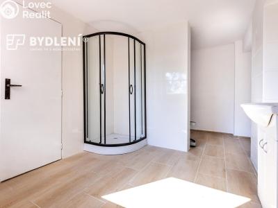 Продаж сімейного будинку Kladruby č. 8