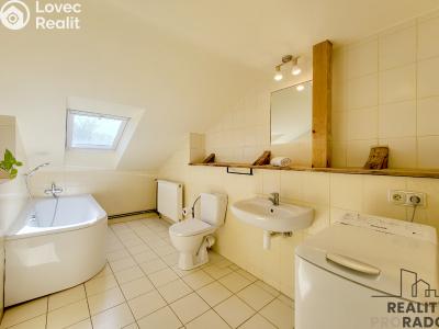 Продаж комерційної нерухомості Šanov, Nádražní č. 14