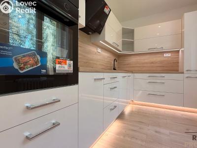 Продаж квартири 2+1 Havířov, Mozartova č. 3