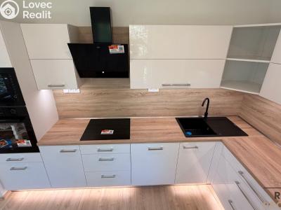 Продаж квартири 2+1 Havířov, Mozartova č. 4