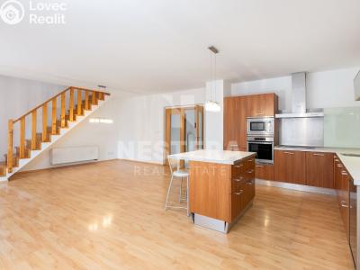 Sale apartment 5+KK Šestajovice, Konopišťská 907 č. 6