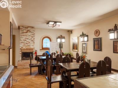 Prodej restaurace Dolní Dunajovice, Hlavní 555 č. 9