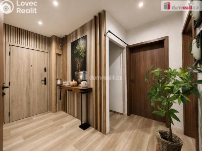Продаж квартири 3+1 Sokolov, Sportovní č. 4