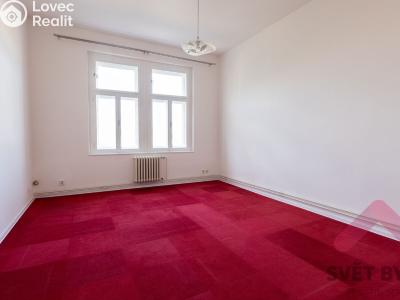 Rent apartment 2+1 Praha, náměstí Barikád č. 5