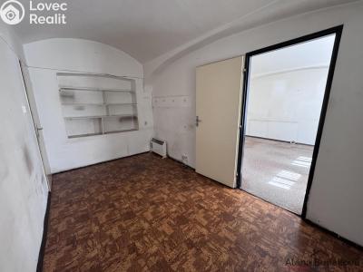 Prodej obchodního prostoru Praha, Arbesovo náměstí č. 12