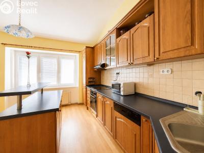 Rent apartment 2+1 Bělá pod Bezdězem, Masarykovo náměstí 31 č. 4