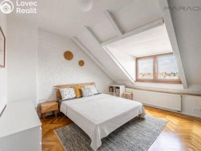 Prodej bytu 4+KK Praha, Šlikova č. 3