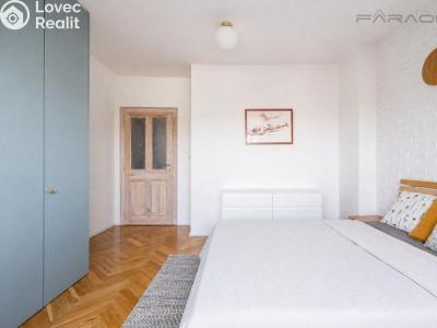 Prodej bytu 4+KK Praha, Šlikova č. 4