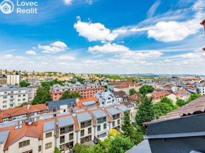 Prodej bytu 4+KK Praha, Šlikova č. 17